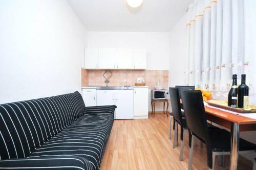 Apartments Orange