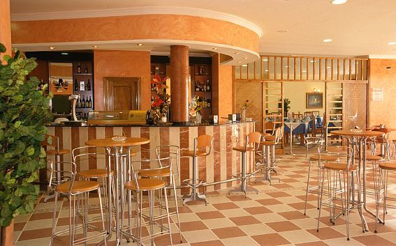 Hotel Altos De Istan