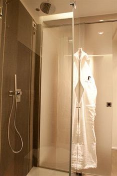 Hotel Face To Face House - Guest House