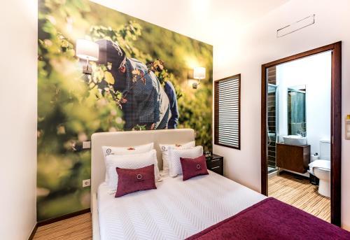 Hostal Lounge Inn Guest House