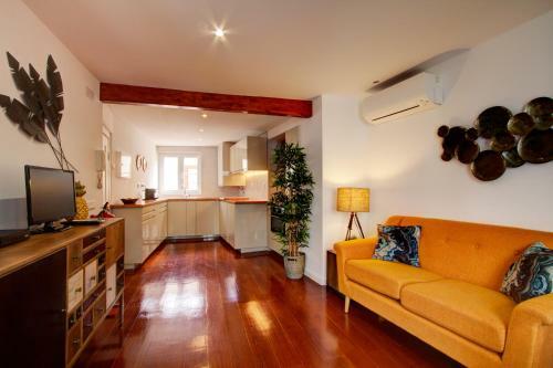Great Duplex Apartment In Alfama