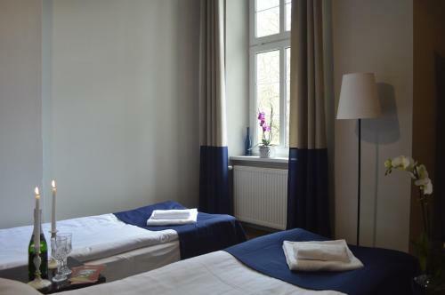 Hotel Ksi??ycowy Dworek