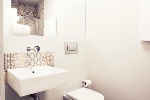 Bmyguest - Cativo Design Apartment