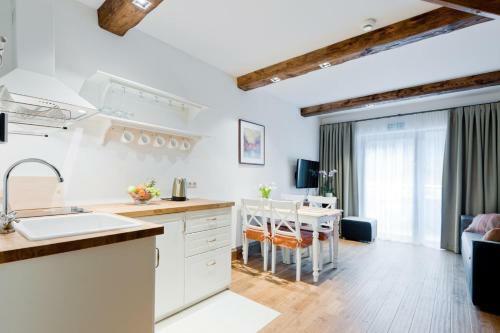 Hotel Mevo Apartament