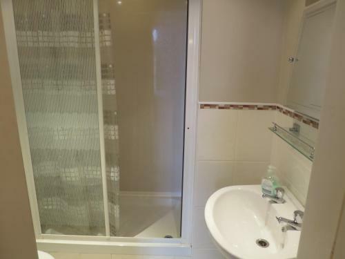 Hostal Thornfield Guest Residence