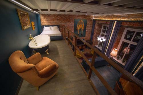 Moho L Hostel