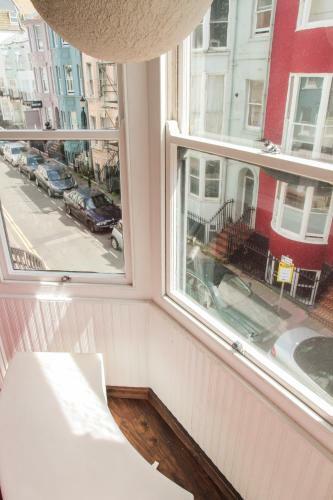 Hostal Guest And The City