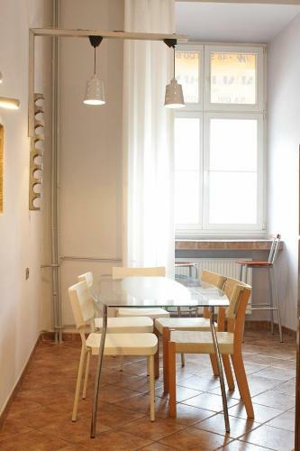 24w Apartments Rynek