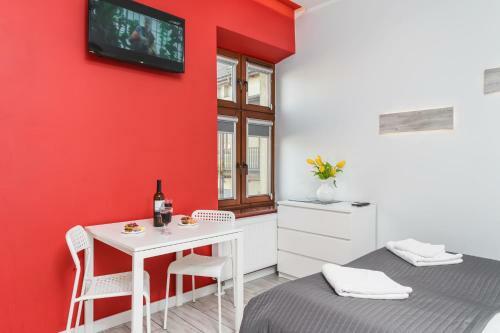 K12 Apartments