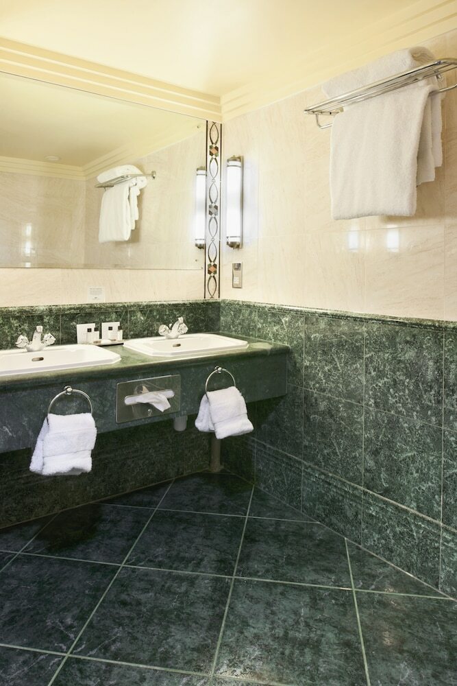 Hotel Crowne Plaza Liverpool - John Lennon Airport