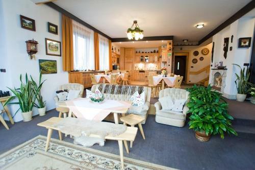 Hostal Pensjonat Szymaszkowa 1