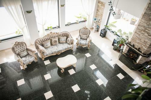 Hostal Almar Lake View