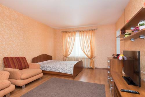 Apartment On Hohryakova 74
