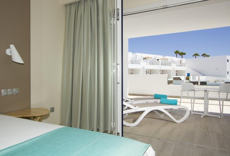Hotel Aqua Suites