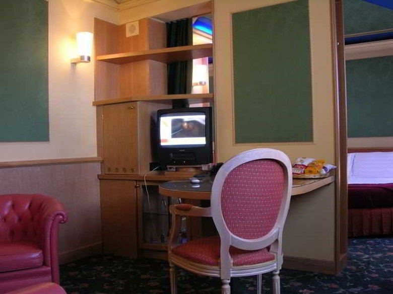 Hotel Motel Regal