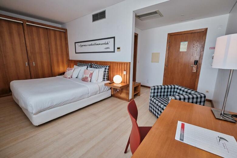 Hotel Apt. Praia Marina