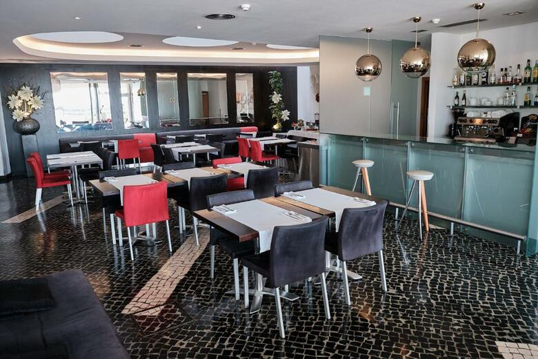 Hotel Apt. Praia Marina