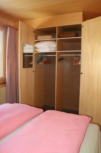 Chalet Silky