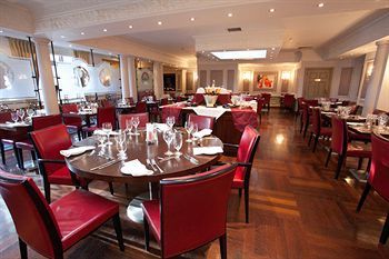 Down Hall Country House Hotel