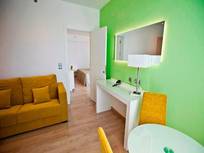 Riviera Beachotel (S�lo Adultos)
