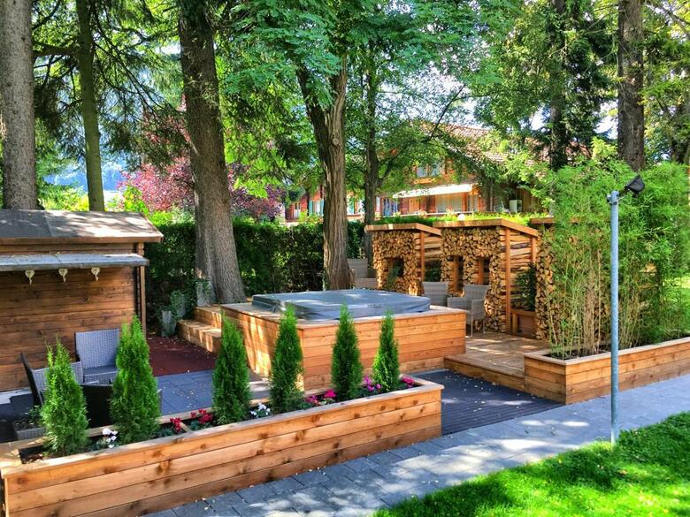 Alpenrose Hotel And Gardens