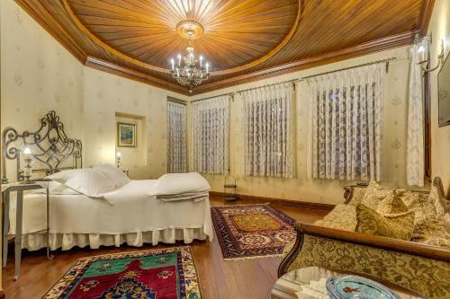 Kaucuk Hotel