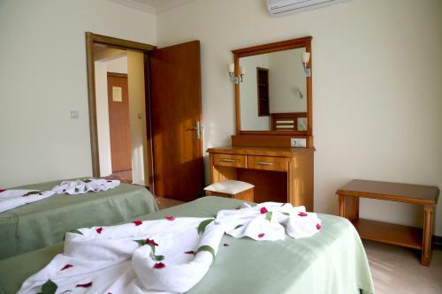 Hotel Club Karakas