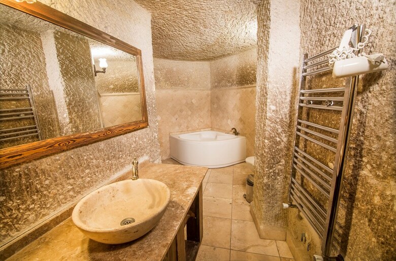 Hotel Elegance Cave Suites