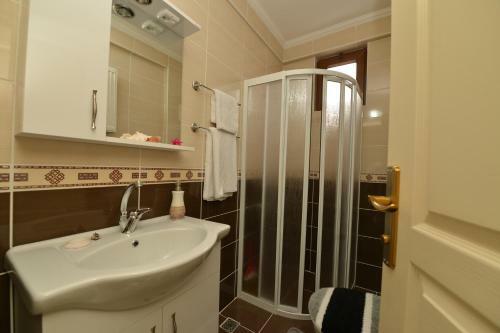 Tuana Apartment