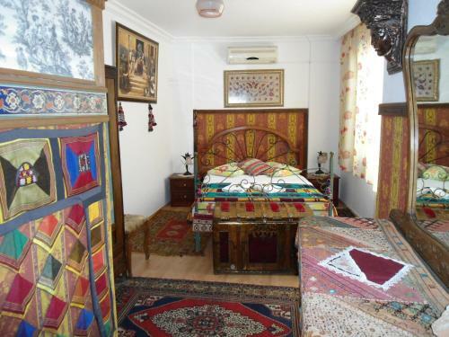Hostal Homeros Pension & Guesthouse