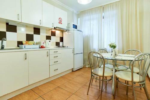 Home Hotel Apartments On Kontraktova Ploshcha
