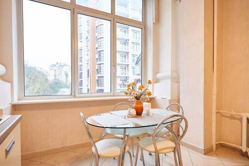 Home Hotel Apartments On Khreshchatyk Area