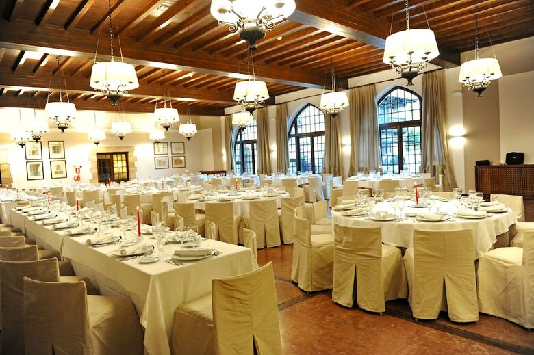 Hotel Parador De Santillana Del Mar