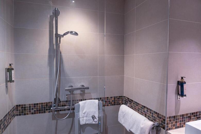 Hotel Mercure Paris Neuilly