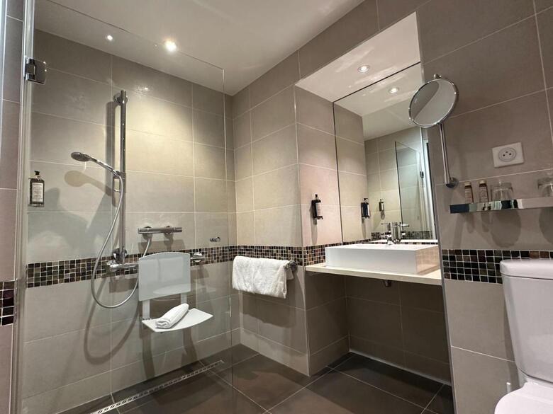 Hotel Mercure Paris Neuilly