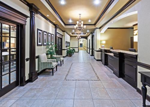 Hotel Holiday Inn Express & Suites Victoria