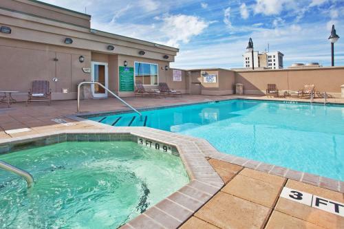 Hotel Holiday Inn Express Savannah - Historic District