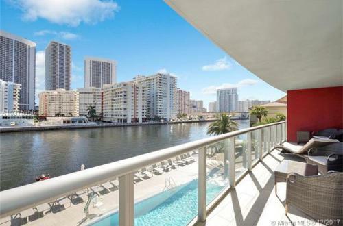 Apartamento Beachwalk Resort By Miami Management