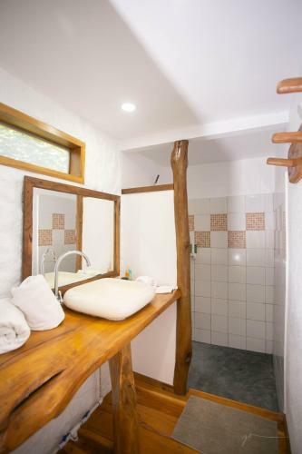 Passion Fruit Lodge