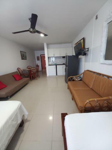 Apartamento Apt Edificio Los Delfines Playa
