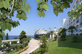 Hotel Laguna Gran Vista