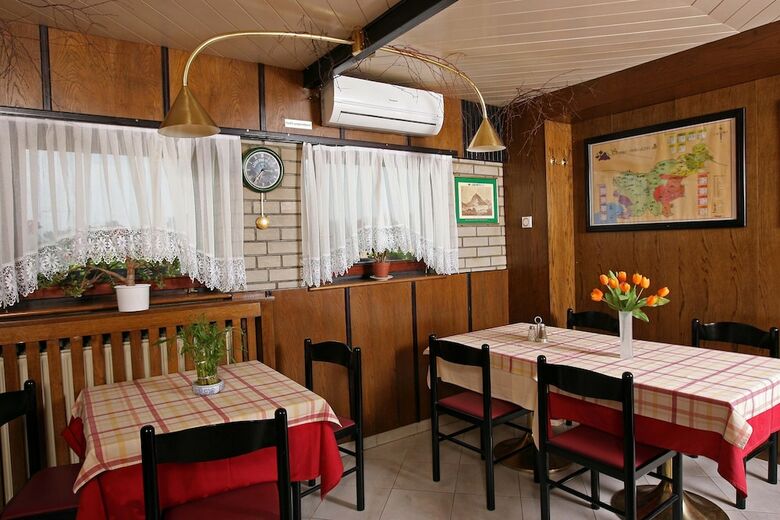 Hotel Pri Ancki