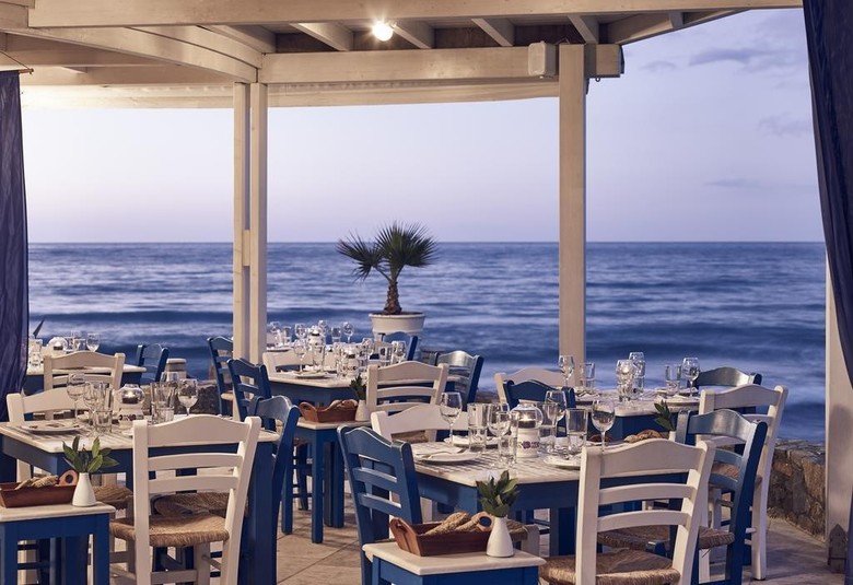 Hotel Ikaros Beach Luxury Resort & Spa