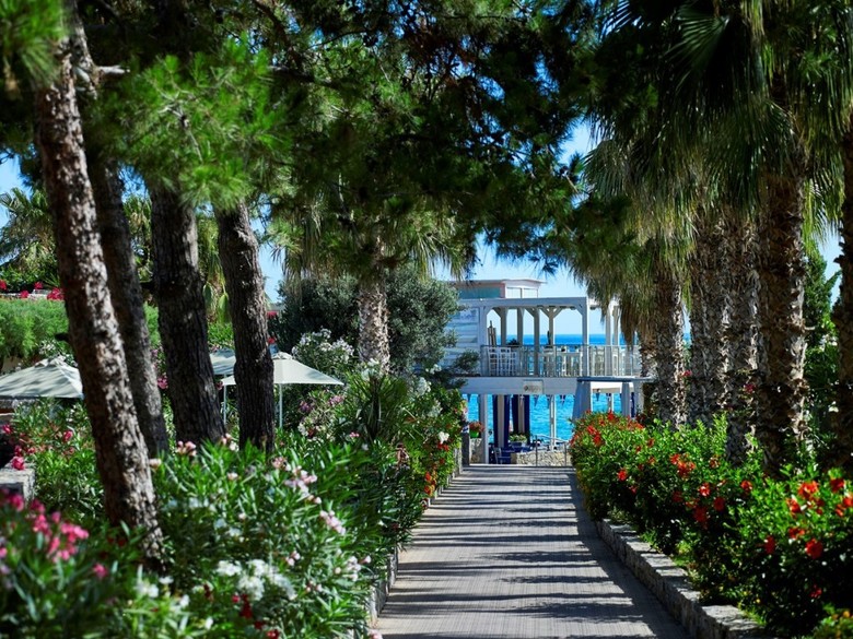 Hotel Ikaros Beach Luxury Resort & Spa