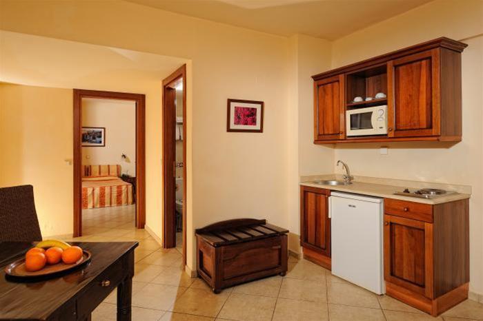 Lefteris Apartments