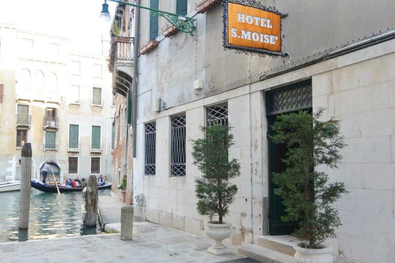 Hotel San Mois�