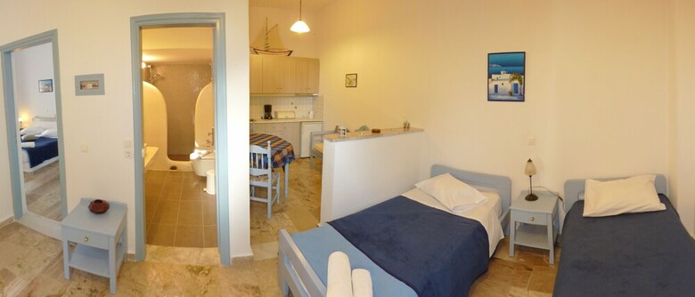 Hotel Kokkinos Villas