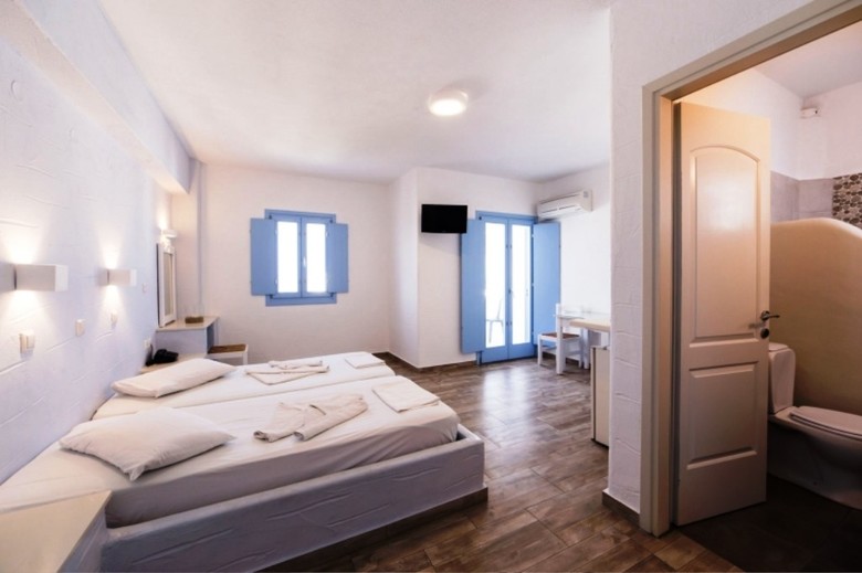 Stratos Studios & Apartments