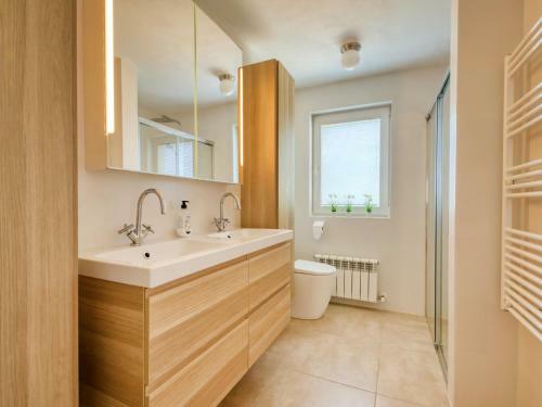 Holiday Home Petite Fleur