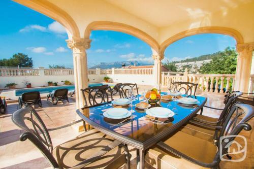 Abahana Villas Capri